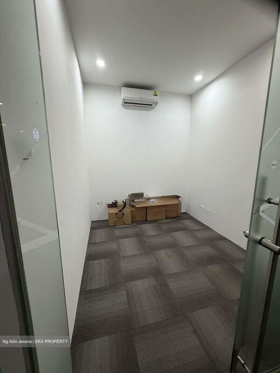 Westway (D5), Retail #506922401